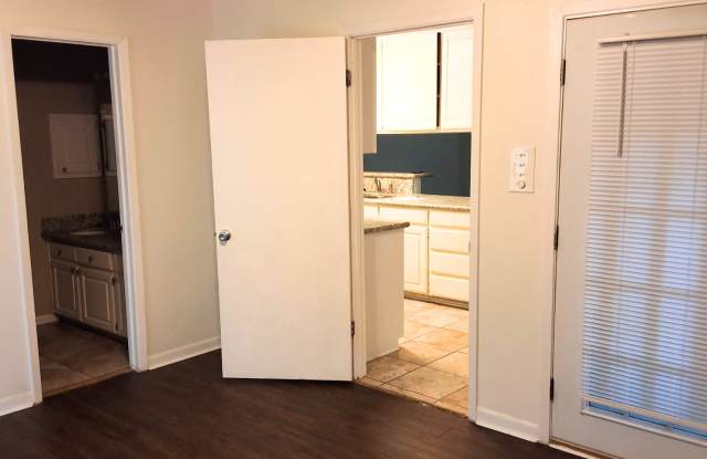 629 West Ridge Dr **Ask about our NO CASH DEPOSIT option!** Gallery 4