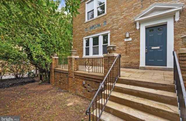 3551 HERTFORD Place NW - 3551 Hertford Place Northwest, Washington, DC 20010