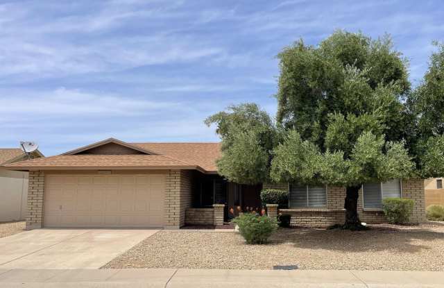 10500 E MERCER Lane photos photos