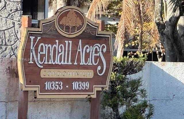 10353 N Kendall Dr photos photos