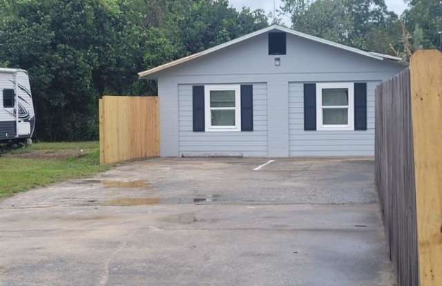 8511 Ocala Ave photos photos