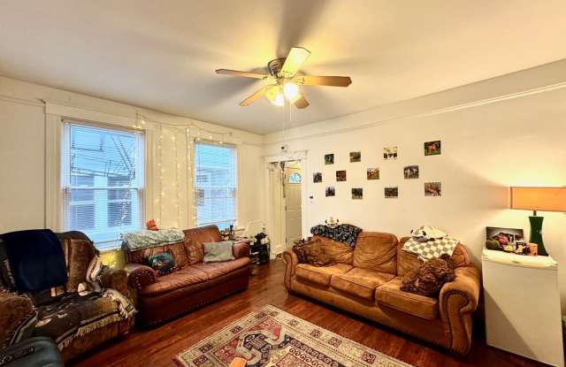 5 Bed/ 2 Bath on Warner Mins. from UC Only $700/pp ($3,500/mo) Gallery 1