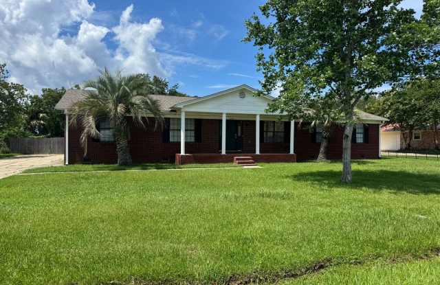 Gulf Breeze - Pineglade - 4 bedroom, 3 bathroom photos photos