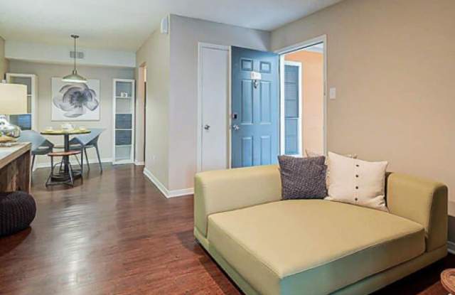 6837 Wood Hollow Dr Gallery 3