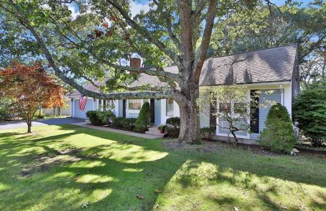 9 Adrienne Drive Gallery 2