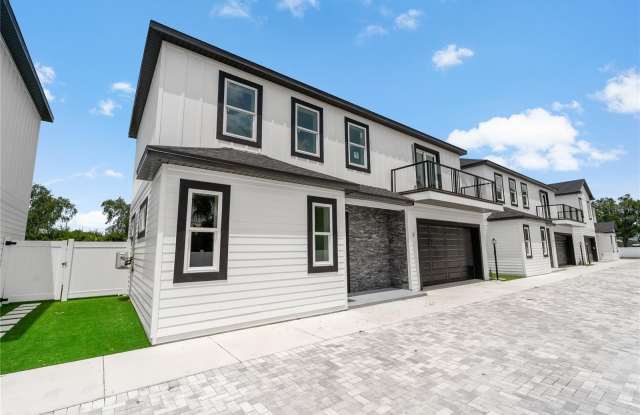 1348 SAN CHRISTOPHER Drive Gallery 2