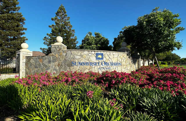 Wonderful Location within Summerset 4, a 55+ Community. photos photos