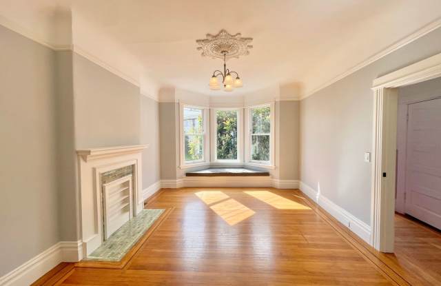 472 Clipper Street photos photos