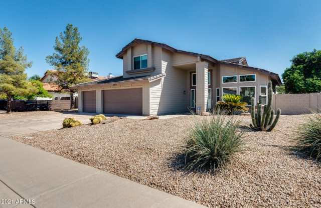 An ABSOLUTE DREAM HOME is waiting for you! Don't miss this one! photos photos