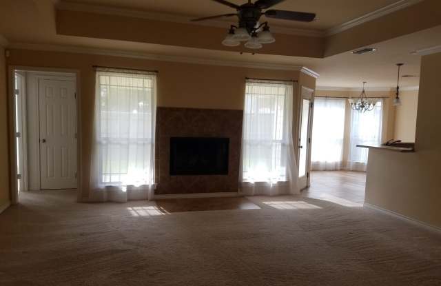Lovely home close to Goodfellow AFB COMING SOON! Gallery 3