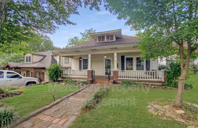 38 Keowee Avenue Gallery 3