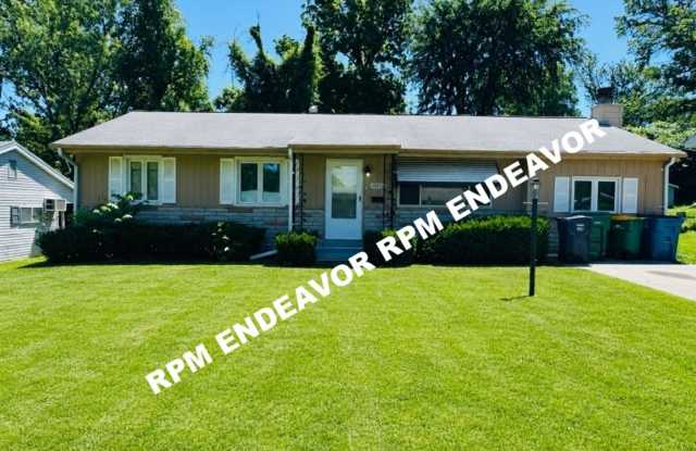 Just Hit the Market — Spacious Layout + Basement Space in St. Louis, Housing Choice Voucher Accepted! photos photos Just Hit the Market — Spacious Layout + Basement Space in St. Louis, Housing Choice Voucher Accepted! photos photos