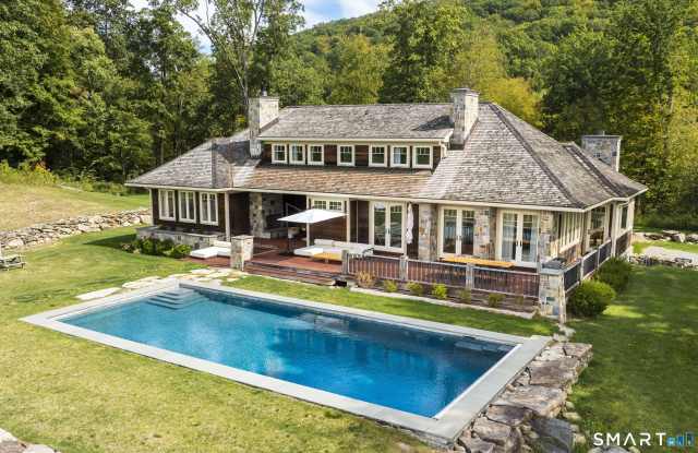 121 Quaker Hill Road photos photos