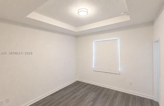 12891 SW 232nd Ln Gallery 4