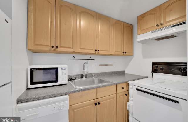 1133 13TH STREET NW photos photos