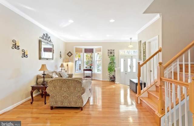 4642 DEERWATCH DRIVE Gallery 4