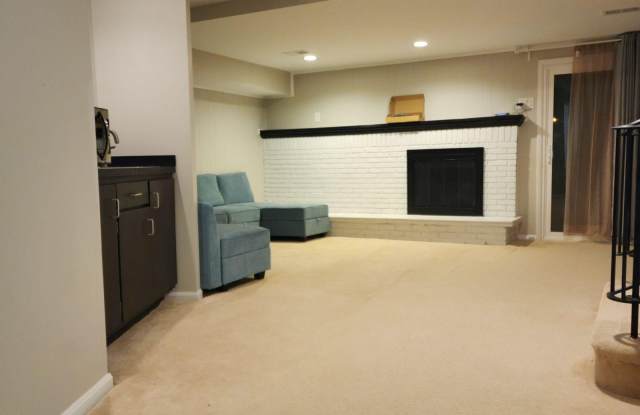 9016 OKEITH Court Gallery 2