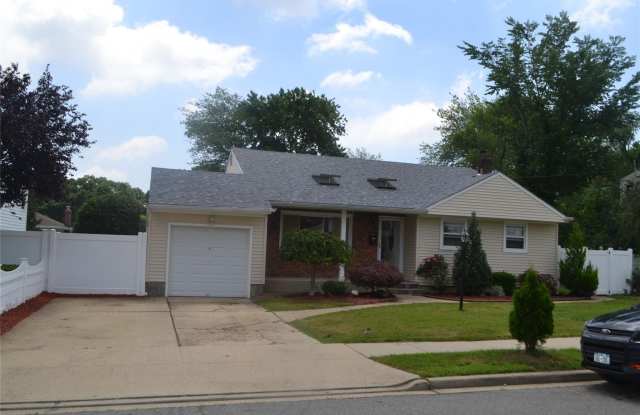 16 Frank Avenue photos photos