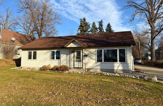 1315 Summit Avenue photos photos