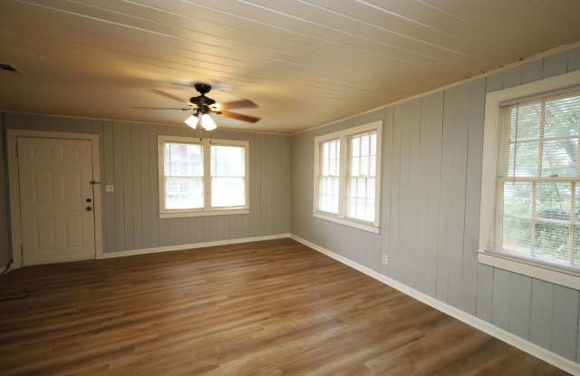 501 Charlton St photos photos