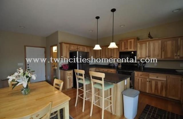 1299 County Road D Cir E - 1299 County Road D Circle, Vadnais Heights, MN 55109