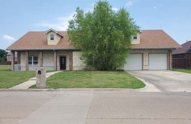 4805 Kelso Lane - 4805 Kelso Lane, Garland, TX 75043
