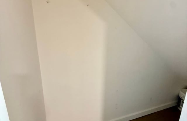 Completely Remodeled! 2 bedroom in North Loveland Near Sculpture Park Gallery 4
