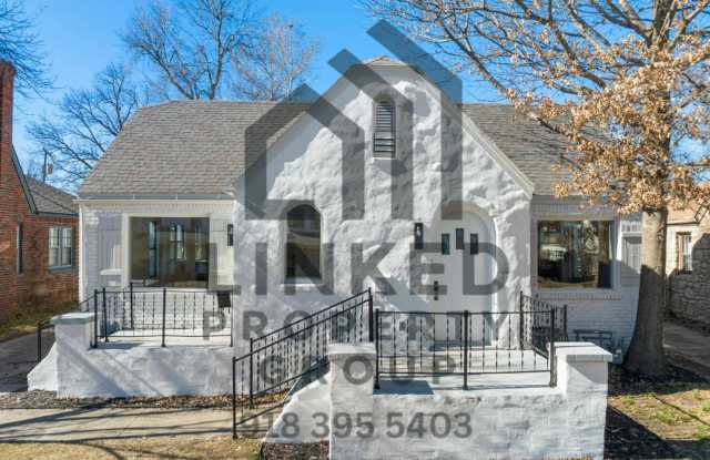 1340 S Florence Avenue E photos photos