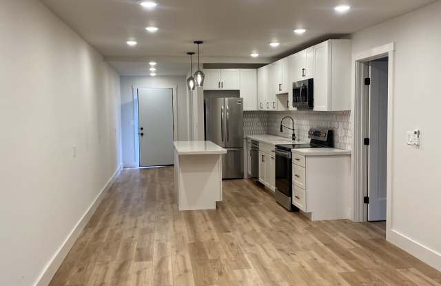 1248 Haskell Street photos photos