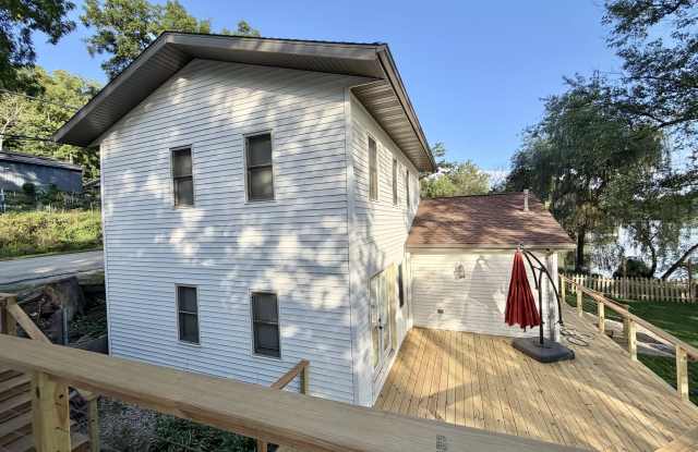 4775 North River Road Gallery 4