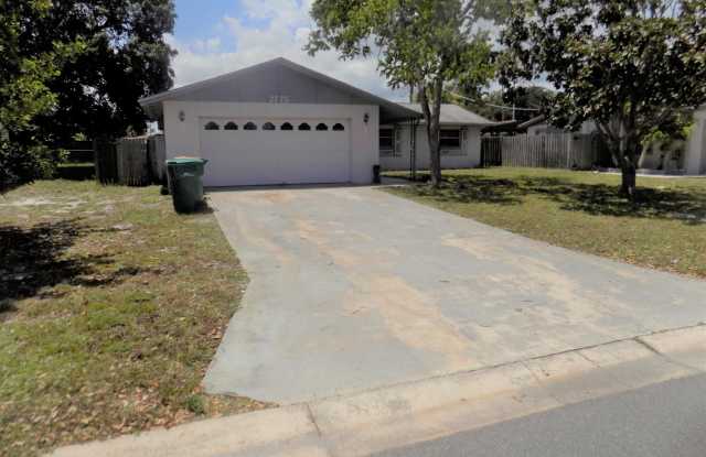 2775 Locksley Road Gallery 4