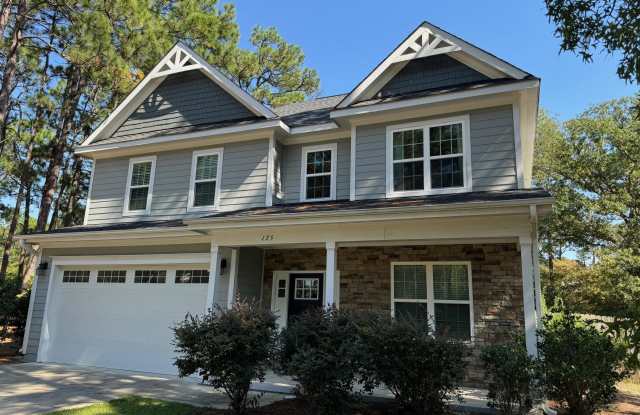 175 Hillard Road - 175 Hillard Road, Pinehurst, NC 28374