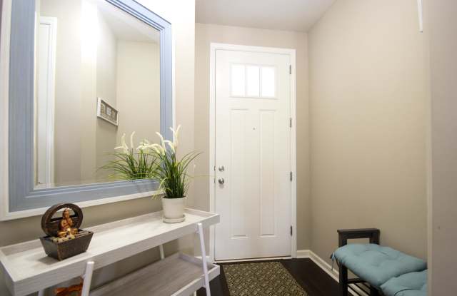 12569 Naples Street Northeast - 1, Unit B Gallery 2