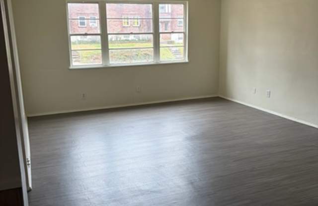 978 Debbe Ln - 978 Debbe Lane, Cincinnati, OH 45229