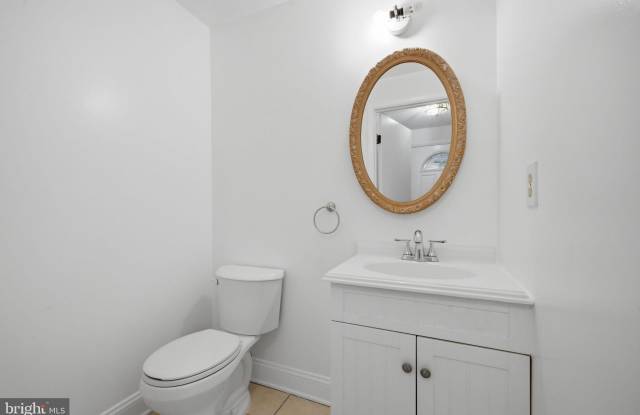 5806 HIGH BLUFF Court Gallery 4