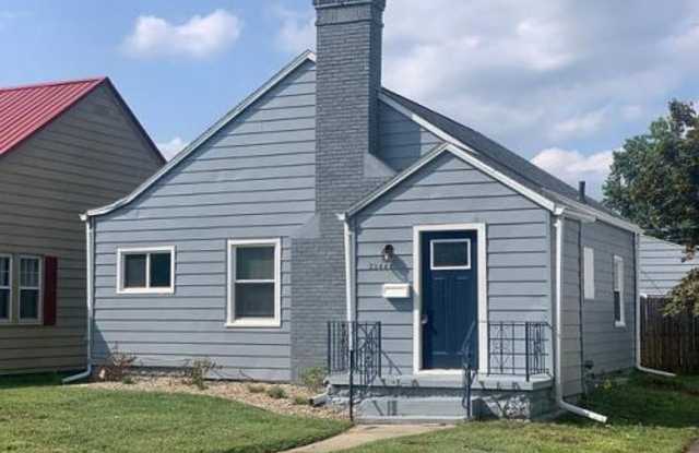 2244 Park St - Fully Furnished! - 2244 Park Street, Terre Haute, IN 47803