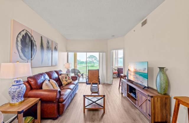 2080 Greenview Shores Boulevard unit: 414 photos photos