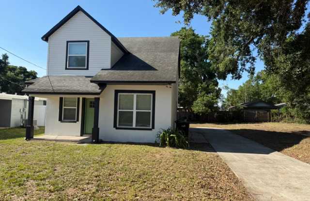 Newly Renovated 3/2 Home in Downtown Orlando! photos photos