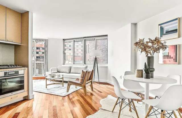 206 East 95th Street - 206 East 95th Street, New York City, NY 10128