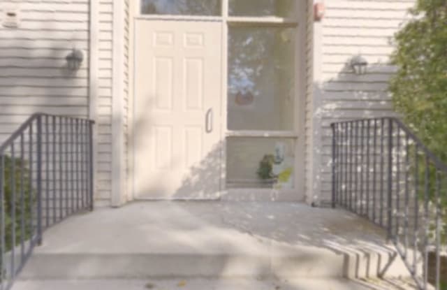 74 Commonwealth Court Unit 2 - 74 Commonwealth Court, Vernon Hills, IL 60061