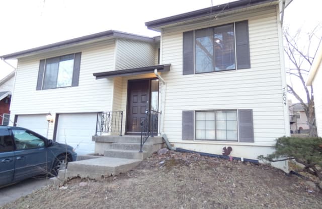 7806 North Oregon Avenue - 7806 North Oregon Avenue, Kansas City, MO 64151