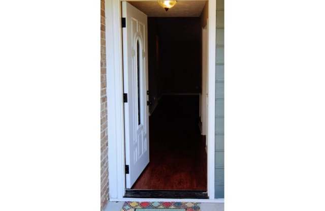 2811 Rosemeade Drive Gallery 4