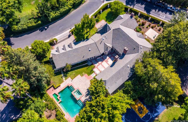 16485 Garvin Drive Gallery 2