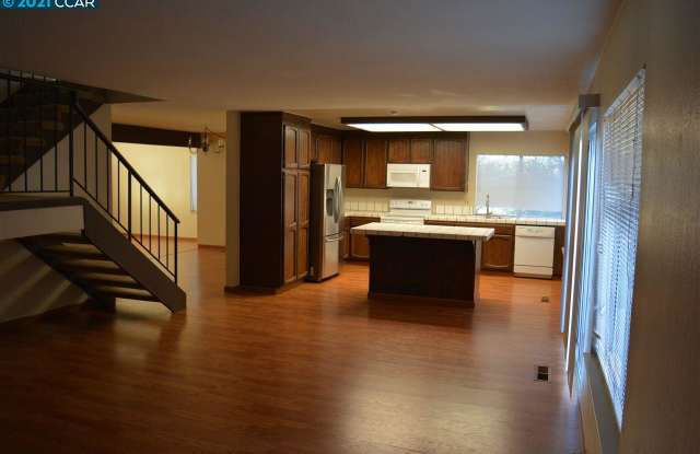 4395 N Water Oak Ct Gallery 3