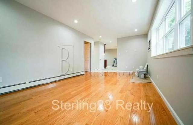 20-66 48th Street Gallery 2