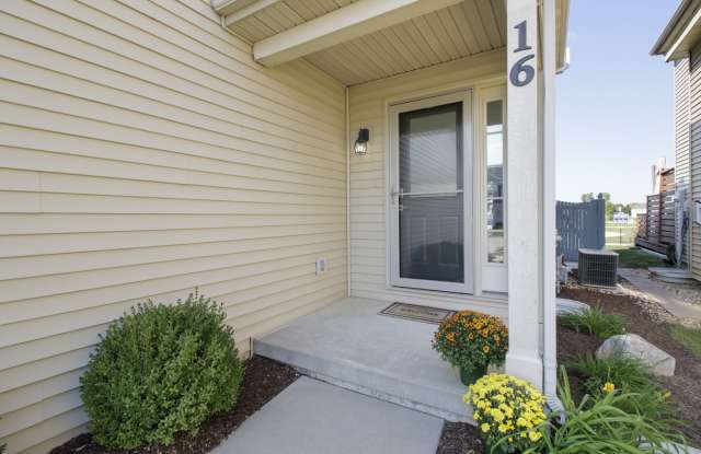 16 Parsley Drive - 16 Parsley Dr, Savoy, IL 61874