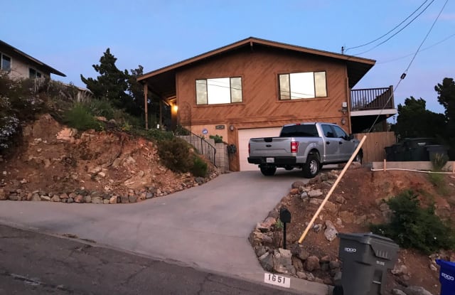 1651 Grand Avenue - 1651 Grand Avenue, La Presa, CA 91977