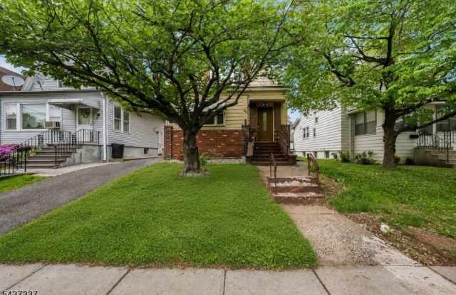 86 Curie Ave Gallery 1