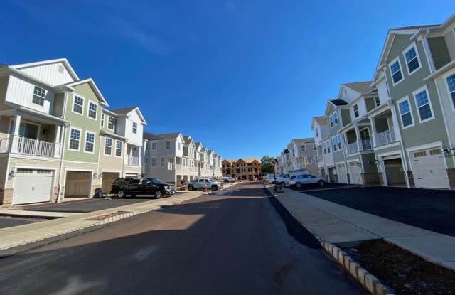 22 Depot Way - 22 Depot Way, Dunellen, NJ 08812