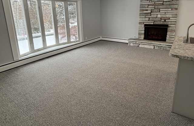 872 Whittenton Street photos photos